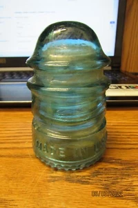 Hemingray 12 Glasisolator runde Punkte auf der Unterseite 3-3/4" hoch Aqua Farbe  - Bild 1 von 8