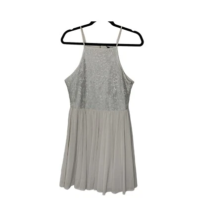 全新 Romeo + Juliet 鸡尾酒礼服 女式 中号 派对 蕾丝薄纱 全新带标签 *I23 — 第 1/4 张图片