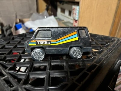 Крошечный фургон Tonka - Изображение 1 из 4