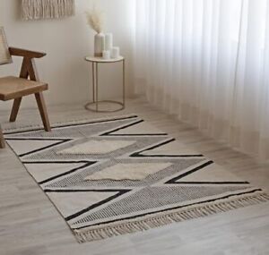 Handmade Area Rugs Boho Tufted Rugs 3x5 Feet Floor Mat for Living Room, Bedro...