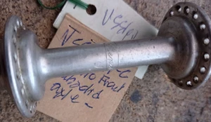BENOTTO VERY ANCIENT FRONT HUB ALUMINUM HOLES 36 FORI MOZZO - Picture 1 of 6