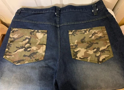 Pantalones Cortos OT Revolution Para Hombre Talla 38 Desvanecimiento Lavado Ligero Denim Camuflados Bolsillos Foto 1 de 4
