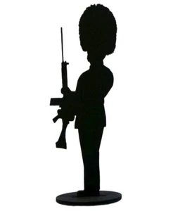 Silhouette Memorial British Army Grenadier Guard Figure With SLR Rifle 28cm - Picture 1 of 1
