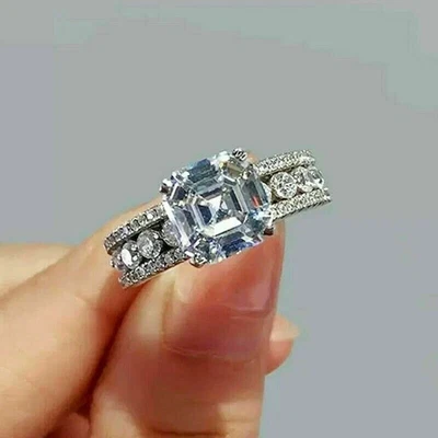 Anillo de compromiso solitario de diamantes creado en laboratorio de 2,10 quilates acabado en oro blanco de 14 quilates Foto 1 de 4