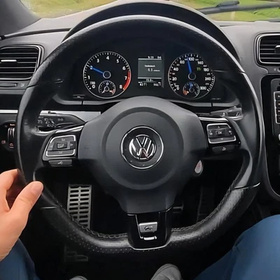 OEM VW Sportlenkrad Multifunktion Lenkrad Scirocco 3 R Leder schwarz rot Golf - Bild 1 von 4