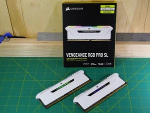 Corsair Vengeance RGB Pro SL DDR4 (2x16GB) 32GB 3600MHz CL18 White - Picture 1 of 4