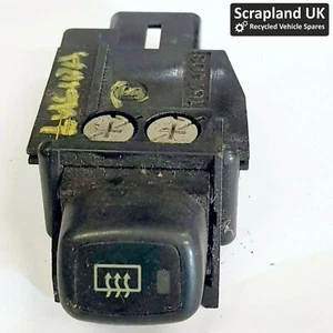 Toyota Estima-Lucida Mk1 1990-1999 beheizbarer Heckscheiben-Entlüfterschalter 157403 - Bild 1 von 2