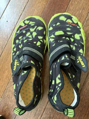 UBFEN Shoes Youth 33 meias aquáticas aquáticas esportes de praia descalços preto verde tamanho 3 - Imagem 1 de 3
