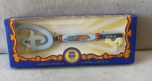 Llave coleccionable Dumbo 80 aniversario Disney edición especial - Imagen 1 de 2