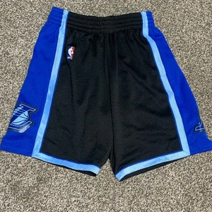 Mitchell & Ness Hardwood Classics NBA 1996 Swingman Short Los Angeles Lakers Med - Bild 1 von 12