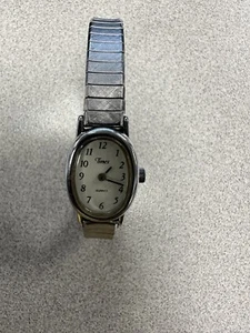 Vintage Ladies Timex Watch. Untested due to dead battery - Bild 1 von 4