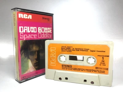 David Bowie SPACE ODDITY Cassette PK2101 *UK 1ST ISSUE 1972* ORANGE PAPER LABELS - Image 1 of 4