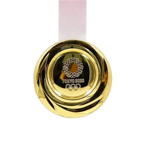 1:1 Nachbildung JAPAN TOKYO Olympiasieger Weltmeisterschaft Goldmedaille + Band - Picture 1 of 8