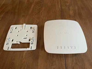 Netgear WAC510 IEEE 802.11ac Wireless Access Point w/mounting bracket - Afbeelding 1 van 2