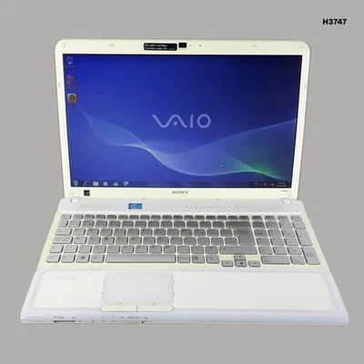 Sony Vaio VPCCB22FD 15.6" Laptop i5-2410M 6GB RAM 640GB HDD Win 7 Home Premium - Image 1 of 4