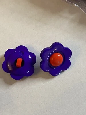 70 purple/Pink Daisy Flower Kids Plastic Sewing Buttons Minnie Mouse Colors - Image 1 of 2