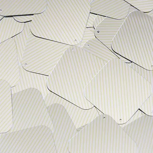 Pailletten Quadrat Diamant 1,5" Gelb Silber Nadelstreifen Muster Metallic Couture Eimer - Bild 1 von 2