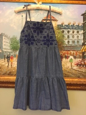 Lucky Brand 女孩刺绣层浅牛仔裤连衣裙尺寸 L & XL(12-14 岁) — 第 1/4 张图片