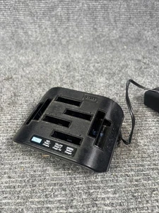 Cargador de batería HME AC50 con fuente de alimentación usado probado ¡Funciona muy bien! - Imagen 1 de 9