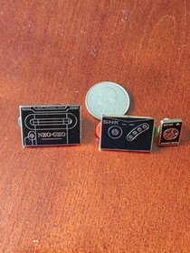 Fangamer Neo Geo SNK Enamel Pin Set
