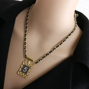 Fashion Gold Alloy Chain Perfume Bottle Charm Pendant Choker Retro Necklace Gift - Picture 1 of 7