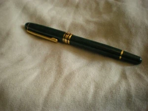 PLUMA ESTILOGRAFICA CON DISEÑO NUEVA - Imagen 1 de 12