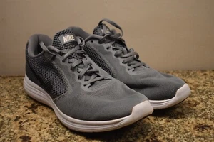 Nike Men's Revolution 819300-002 Athletic Sneakers Mis-sized Size 8-8.5 - Picture 1 of 9