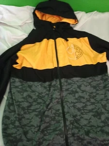 Men's Disney Star Wars Yellow/Black Full Zip Hooded Sweatshirt - Large - Picture 1 of 6