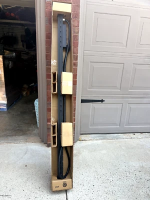 (BRAND NEW) Genuine Geist XPB308-103IN6TL21 Power Strip - Image 1 of 4