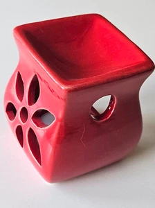 Floral Red Ceramic Essential Oil / Wax Burner - Picture 1 of 8