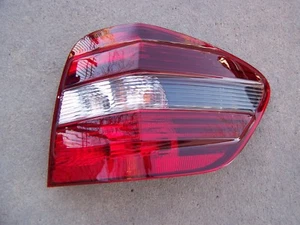 MINT 06-2009 Mercedes Benz ML320 ML350 ML550 Right Tail light Taillamp OEM W164 - Picture 1 of 12