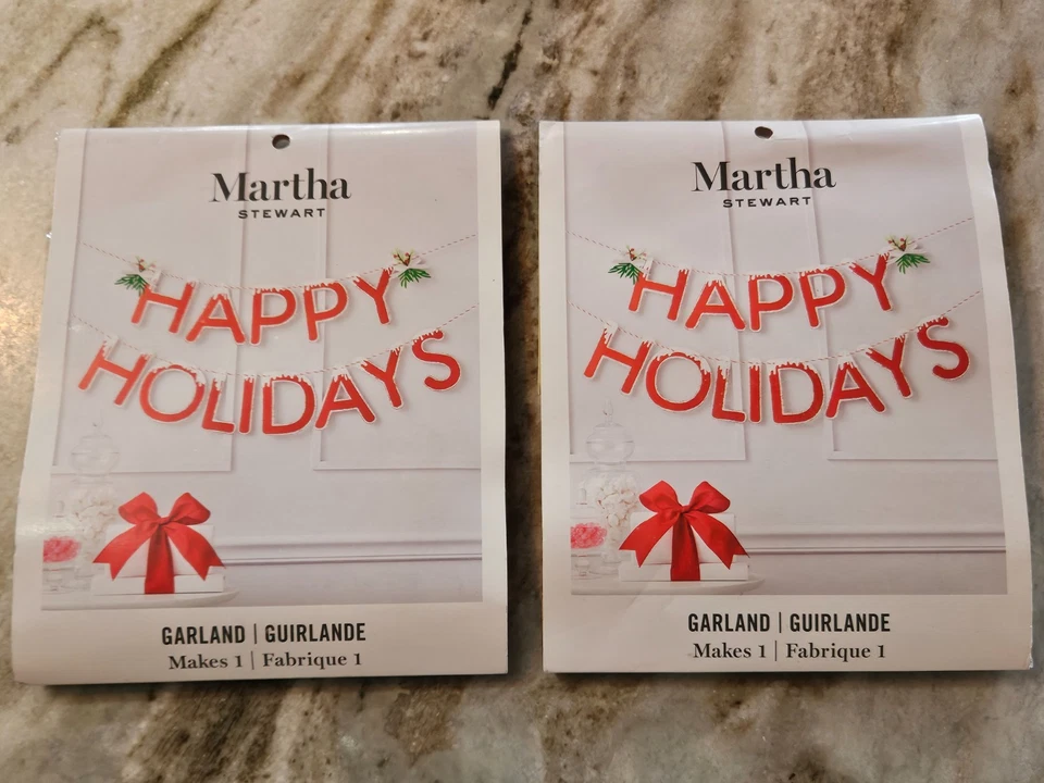 Martha Stewart 30068367 Chipboard Happy Holidays Bunting Garland Red Green