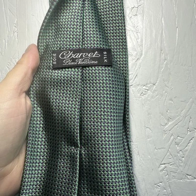 Corbata para hombre CHARVET Place Vendome hecha en Francia verde y púrpura 100 % seda Foto 1 de 4