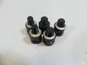 Rizoma BS811B One Rizoma Lenkerspiegelaufnahme One BS 811 M 10 X 1,25 MM2474 - Bild 1 von 5