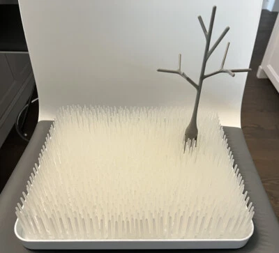 Estante de secado de botellas blanco Boon Winter Lawn de segunda mano con 1 ramita Foto 1 de 4