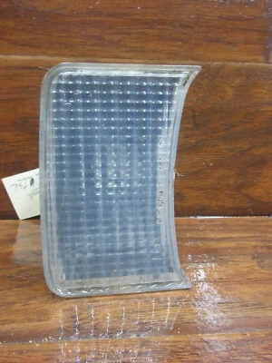 Luz intermitente izquierda Chevrolet Cavalier, 1982, 1983 Foto 1 de 4