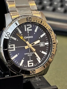 New Casio Men's Quartz Diver Date Indicator Tone 43mm Stainless Steel - Picture 1 of 8