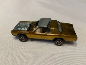 1968 Hot Wheels Redline Custom T-bird Store Display Gold White Int. Damaged Rare - Picture 1 of 6