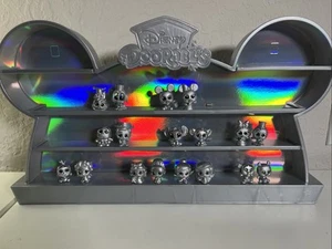 ⭐️Disney 100 Doorables Celebration of Wonder Silver Shelf & 20 Figures - Picture 1 of 20