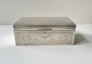 Vtg TIFFANY JEWELRY BOX Repousse Sterling Silver w/Tray & Key 9.5x6x3.5” Ex Cond - Picture 1 of 21