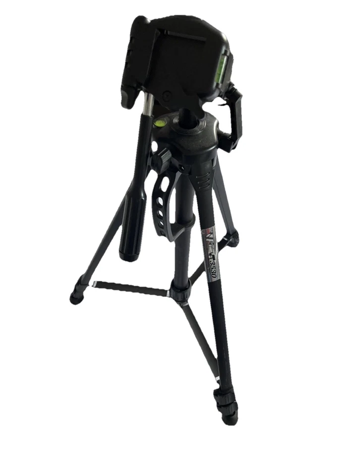 weifeng wt-3530 tripod stand with carry case for digital camera dslr camcorder - Image 1 of 4