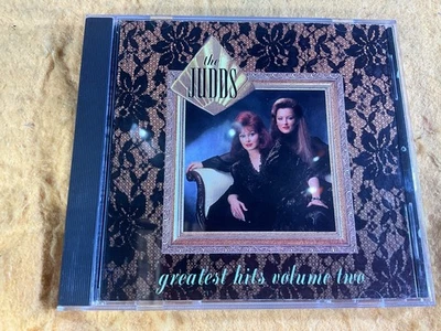 N12-76 THE JUDDS Greatest Hits Volume Two - 1991 - 61018-2 - RCA - CD - COUNTRY - Imagem 1 de 4