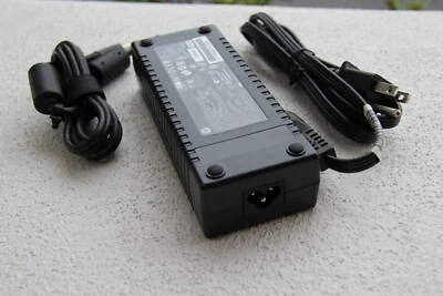 NEW Genuine HP 647982-002 648964-002 AC Adapters 135W 19.5V 6.9A  HSTNN-LA01-E - Image 1 of 4