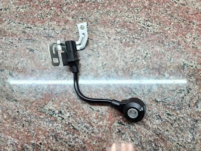 2007-2024 Honda CBR600RR CBR1000RR Knock Sensor with Bracket OEM 30530-MFJ-D01 - Image 1 of 4