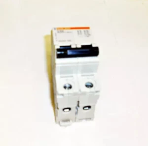 Merlin Gerin MG24444 3AMP 13060EL - Picture 1 of 2