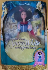 Vintage 1992 Disney Classics Snow White Doll w Little Golden Book Mattel #7783 - Picture 1 of 5