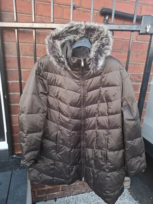 LANDS' END  BROWN DOWN FILLED QUILTED SHORTERPARKA STYLE COAT..SIZE 28/30.LADIES - Image 1 of 4