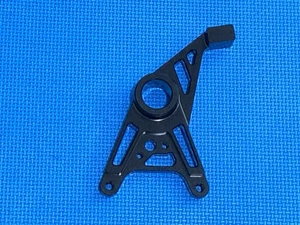 07 09 12 17 22 GSXR GSXR1000 Brembo P2 Caliper underslung Bracket Adapter 84mm - Picture 1 of 7