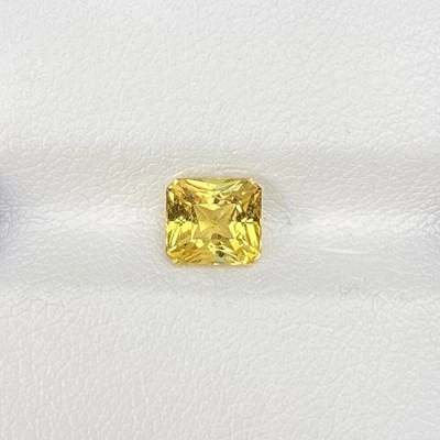 Natural Yellow Chrysoberyl 1.52 Cts Octagon Sri Lanka Cut Loose Gemstone - Image 1 of 4