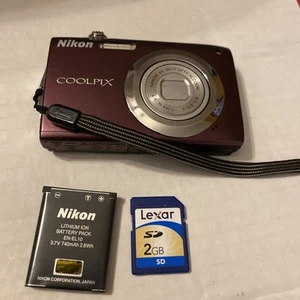 Nikon COOLPIX S3000 Digital Camera Plum Purple w/ Battery SD Card No Charger - Picture 1 of 5